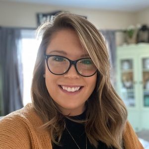 Meet your Posher, Andrea